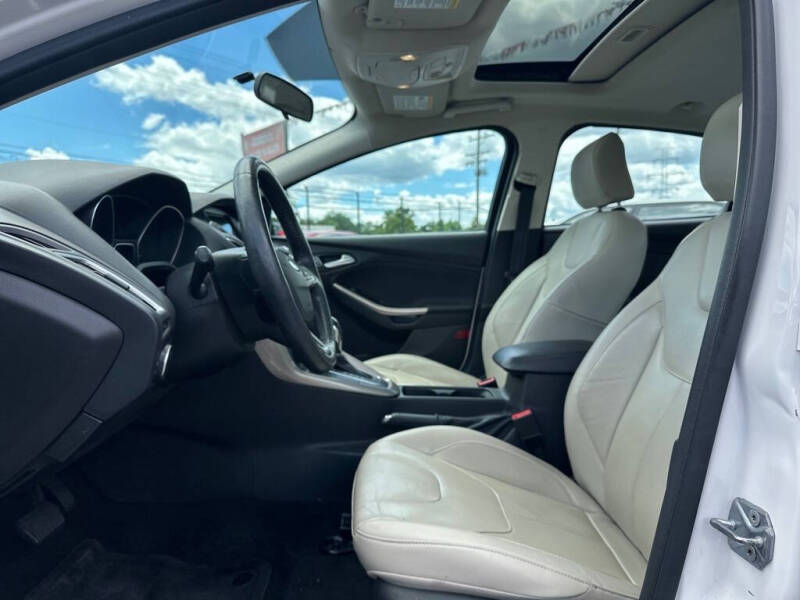2017 Ford Focus Titanium