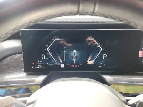 2023 BMW 7 Series 740i