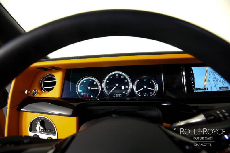 2022 Rolls-Royce Phantom EWB