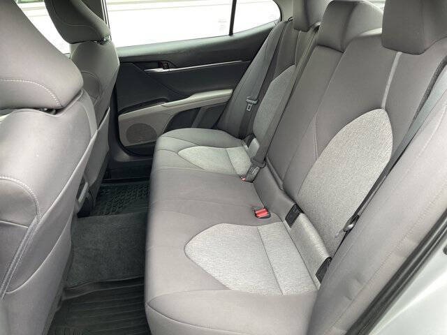 2022 Toyota Camry LE