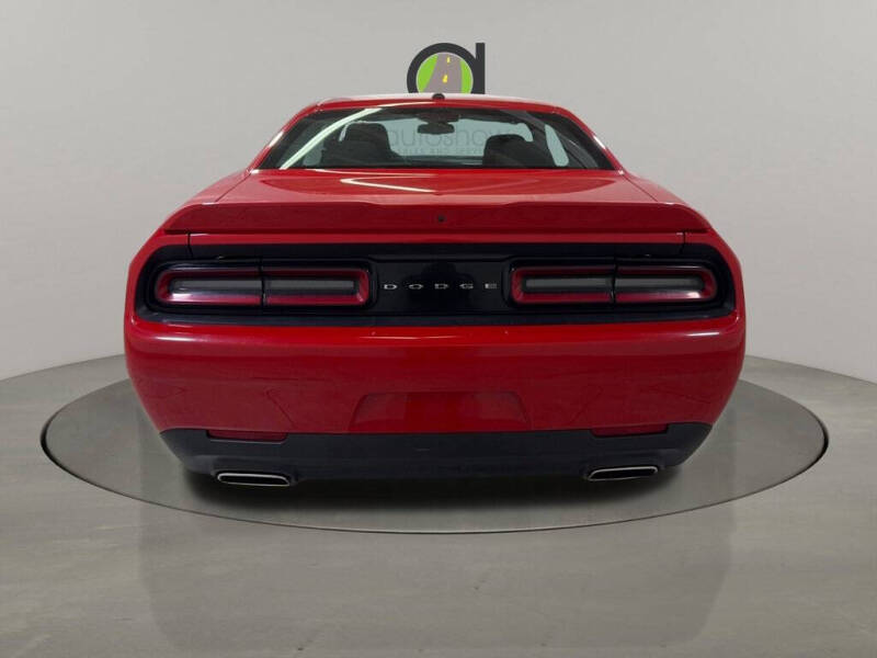 2022 Dodge Challenger SXT