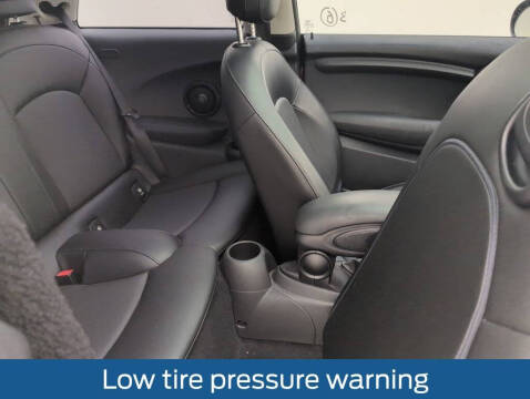 2017 MINI Hardtop 2 Door Cooper