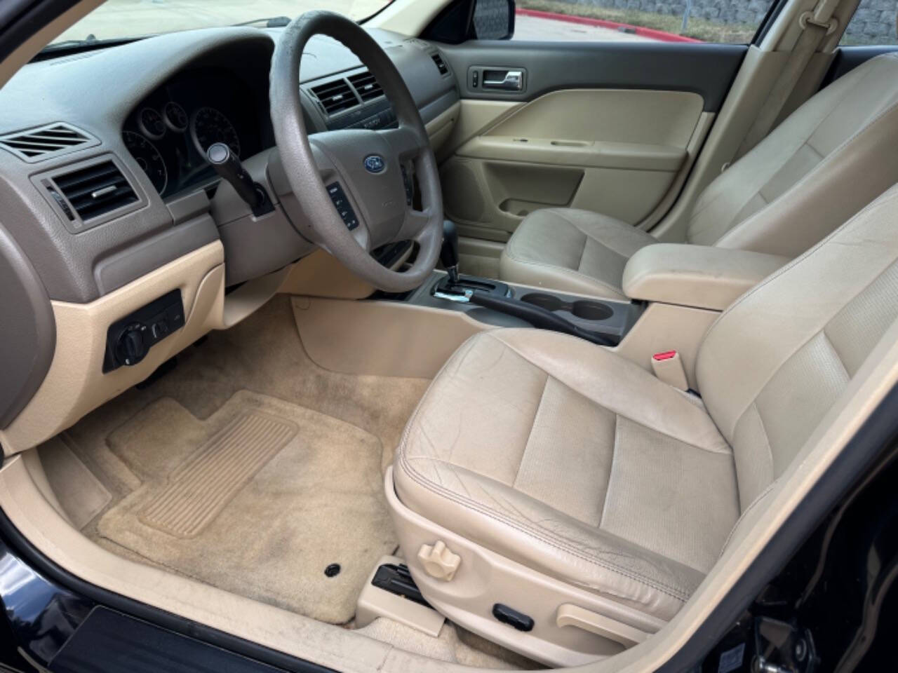 2007 Ford Fusion for sale at 10-4 AUTO GROUP LLC in Raytown, MO