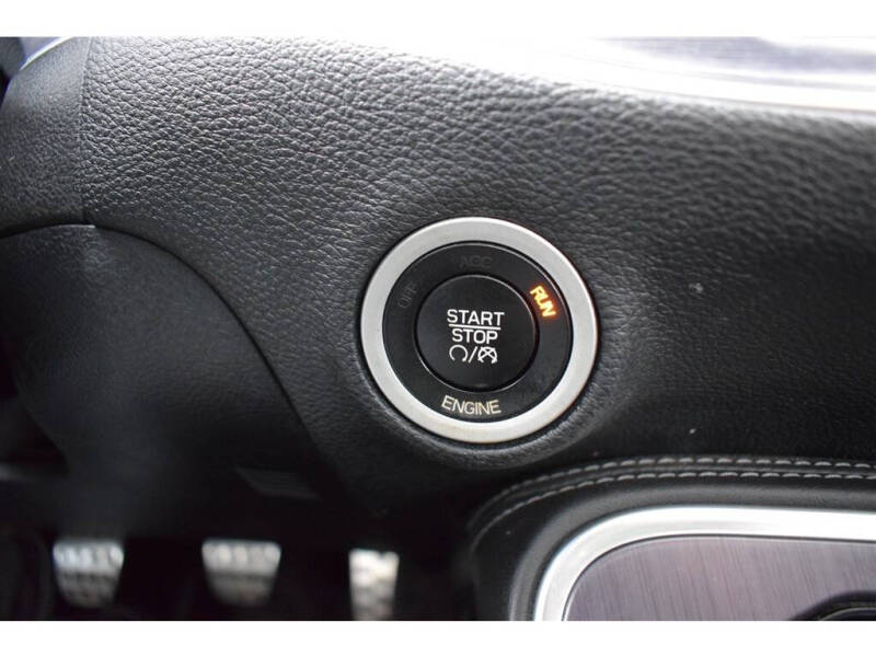 2016 Dodge Challenger R/T Plus