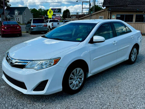 2014 Toyota Camry for sale at Easter Brothers Preowned Autos in Vienna WV