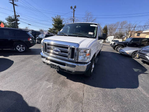 2013 Ford E-Series E-350 SD XLT
