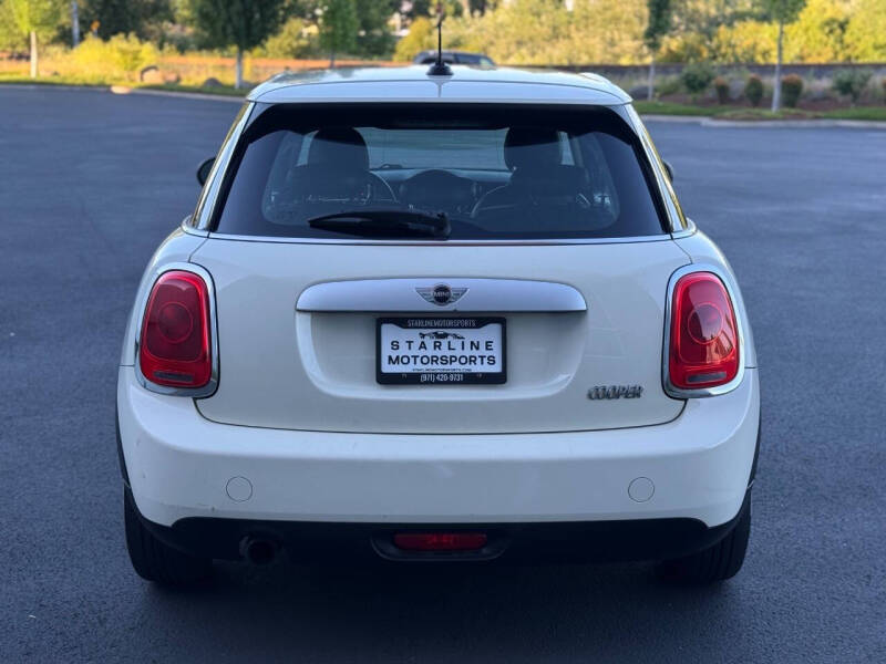 2015 MINI Hardtop 4 Door Cooper