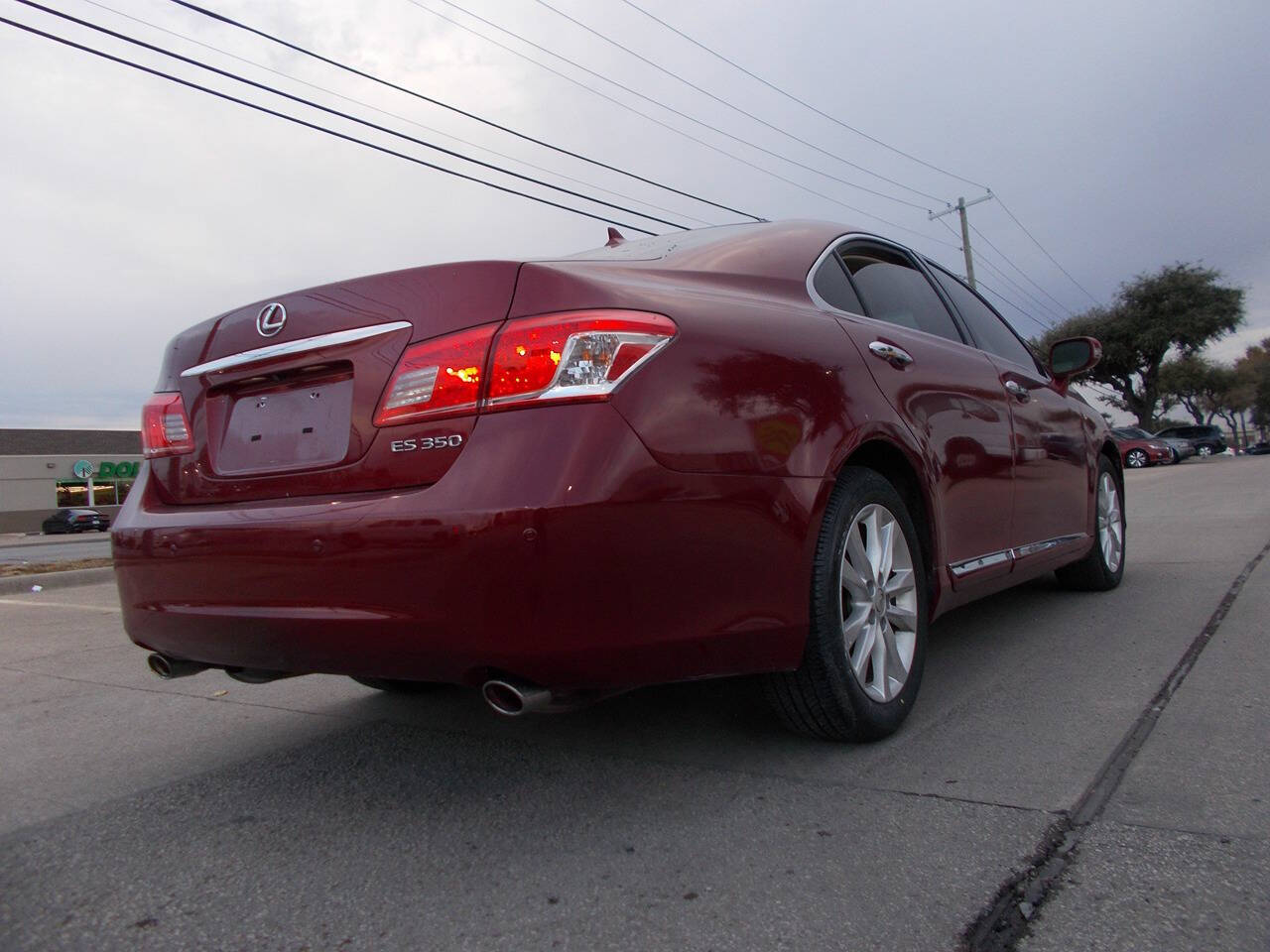 2011 Lexus ES 350 for sale at Chachan Auto Sales in Dallas, TX