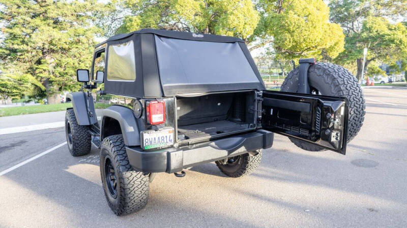 2017 Jeep Wrangler Sport
