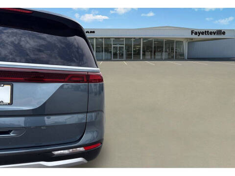 2024 Kia Carnival EX