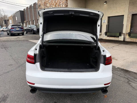 2017 Audi A4 2.0T quattro Premium