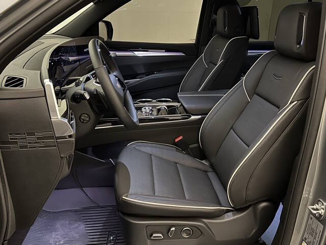 2025 Cadillac Escalade Sport