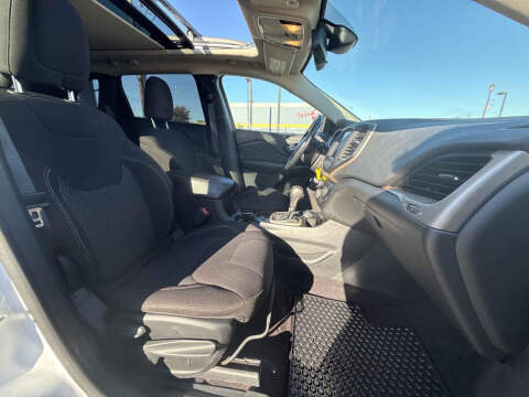 2017 Jeep Cherokee 75th Anniversary