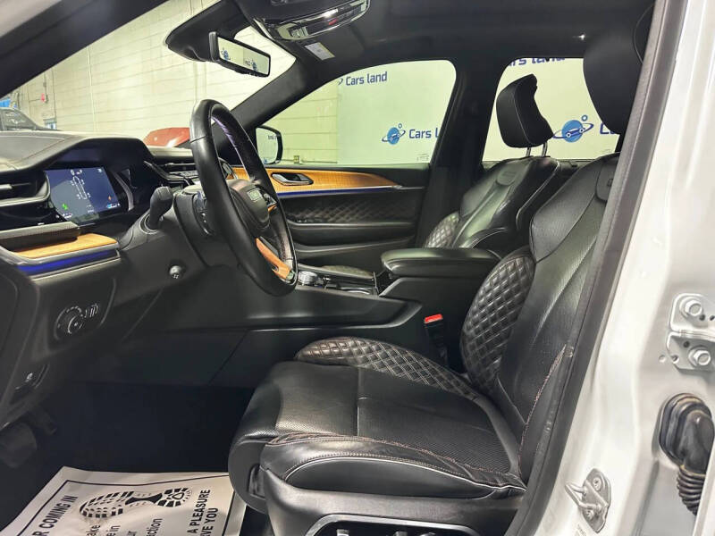 2022 Jeep Grand Cherokee Summit Reserve