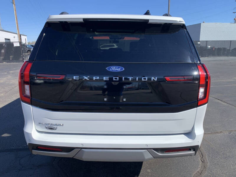 2025 Ford Expedition Platinum