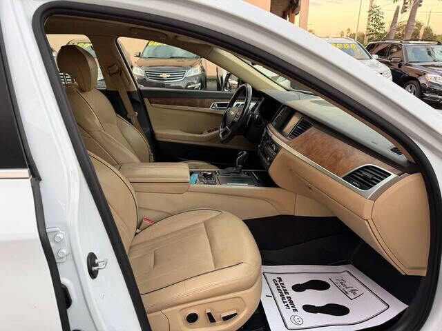 2015 Hyundai Genesis