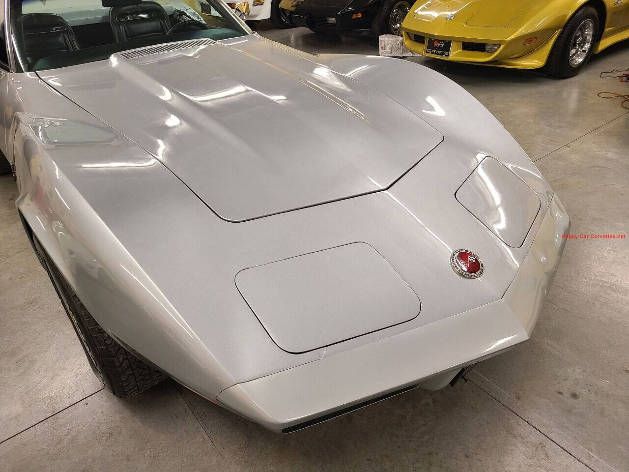 1973 Chevrolet Corvette 27