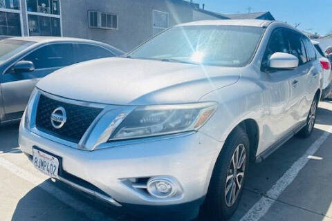 2014 Nissan Pathfinder S