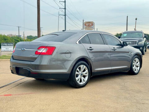 2012 Ford Taurus SEL