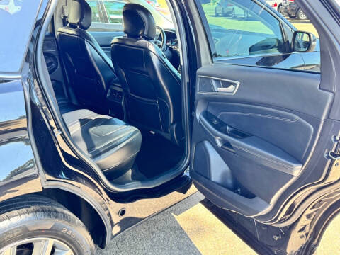 2019 Ford Edge Titanium