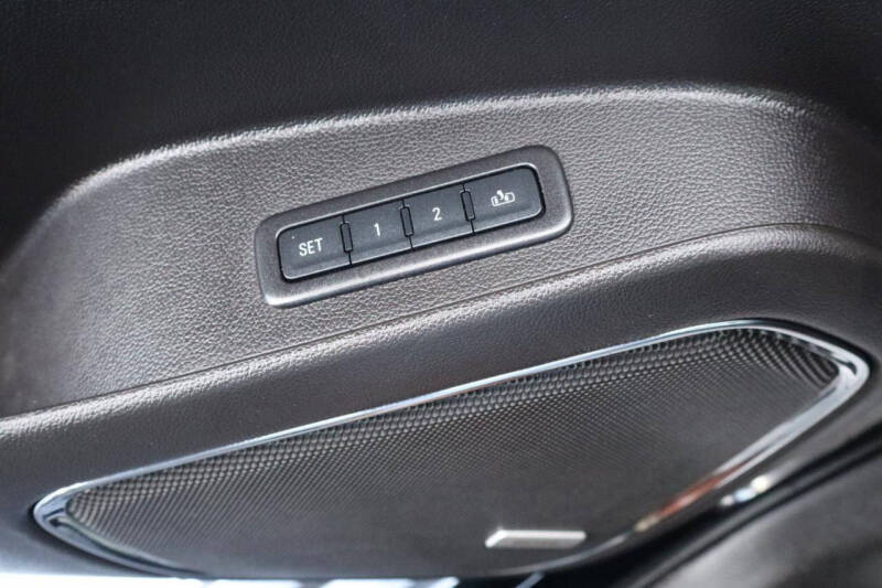 2016 GMC Yukon XL SLT