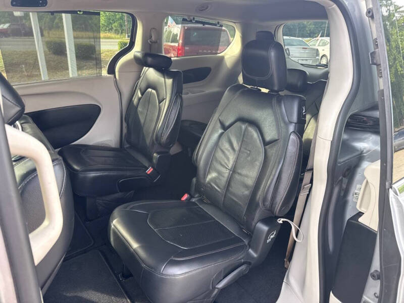 2018 Chrysler Pacifica Touring L