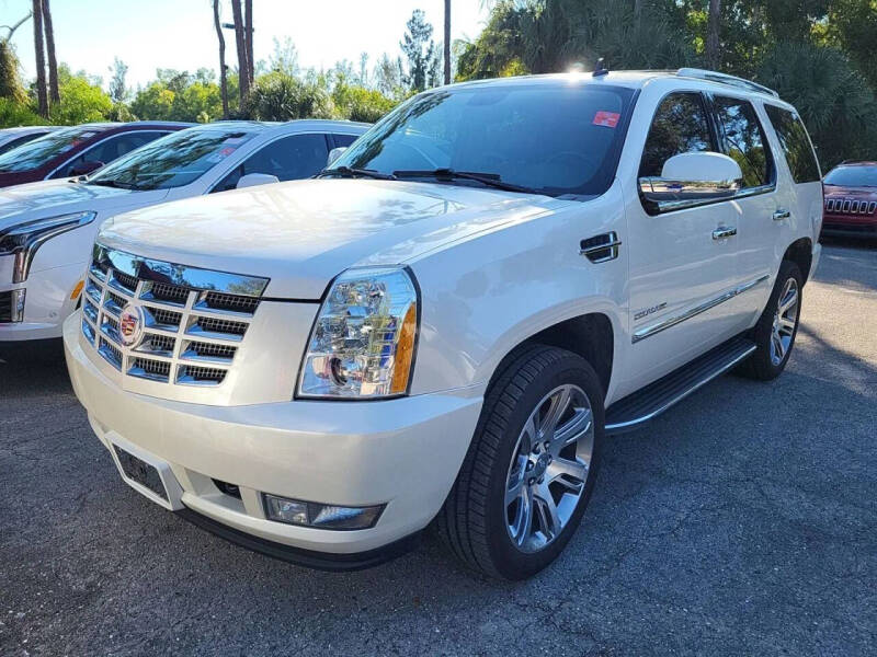 2012 Cadillac Escalade Luxury