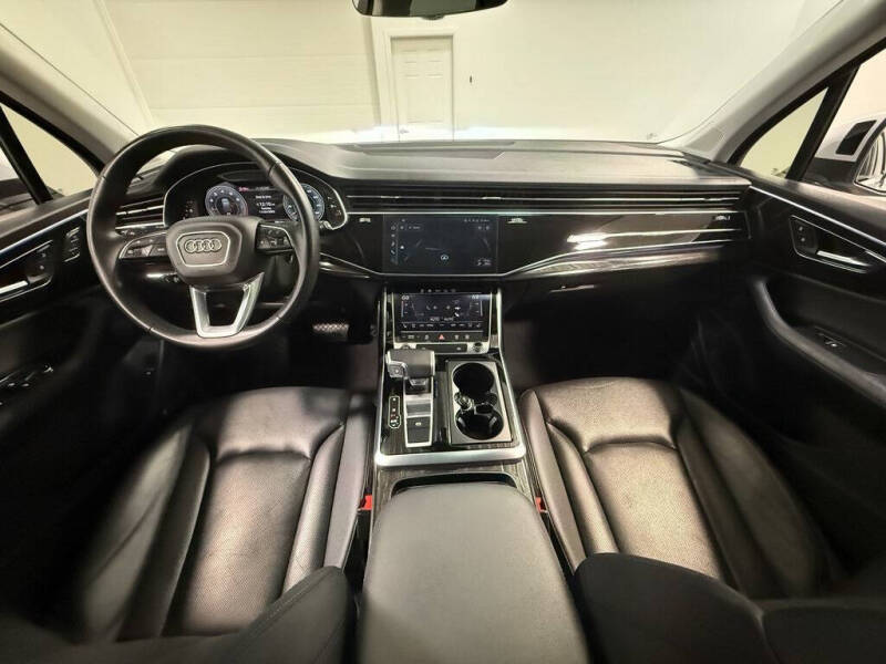 2023 Audi Q7 quattro Premium Plus 45 TFSI