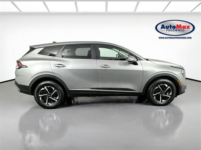 2023 Kia Sportage Hybrid LX