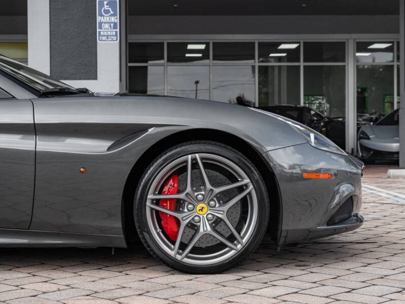 2015 Ferrari California T