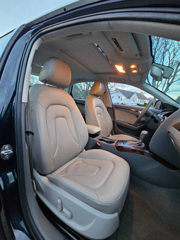 2009 Audi A4 2.0T quattro Premium Plus