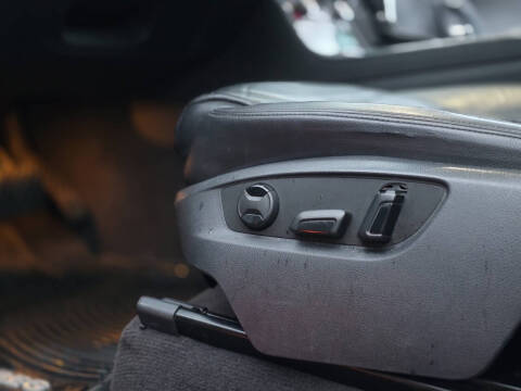 2015 Volkswagen Touareg V6 Lux