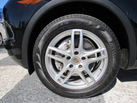 2014 Porsche Cayenne Platinum