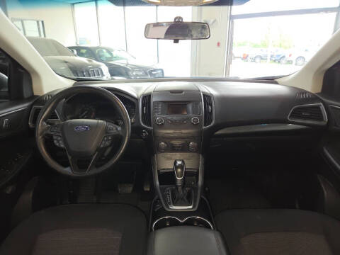 2016 Ford Edge SE