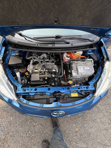 2012 Toyota Prius c Two