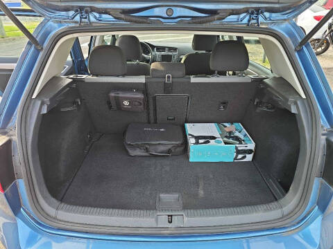 2016 Volkswagen e-Golf SE