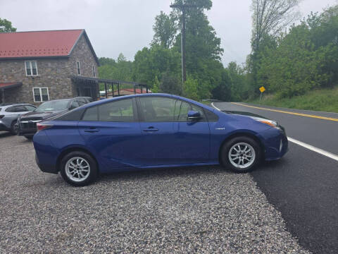 2016 Toyota Prius Three