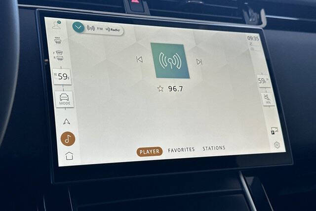 2026 Land Rover Range Rover Evoque P250 Dynamic SE