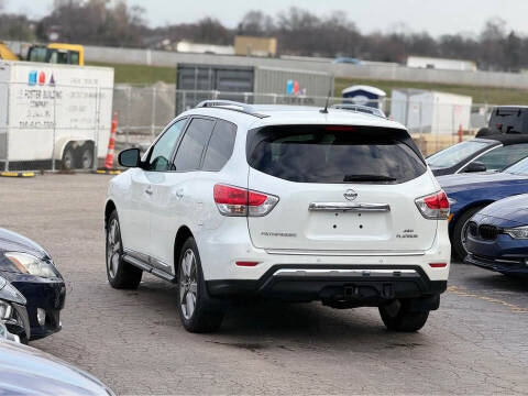 2016 Nissan Pathfinder Platinum