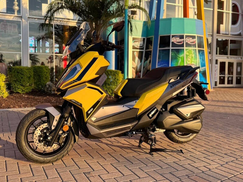 2025 Ascend Defender 300cc