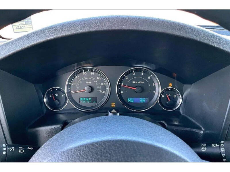 2006 Jeep Commander Limited
