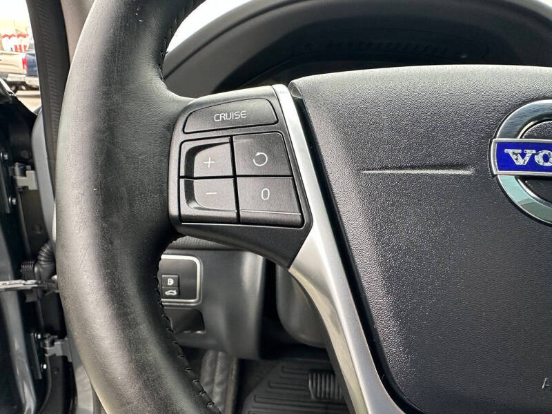 2017 Volvo XC60 T6 Dynamic