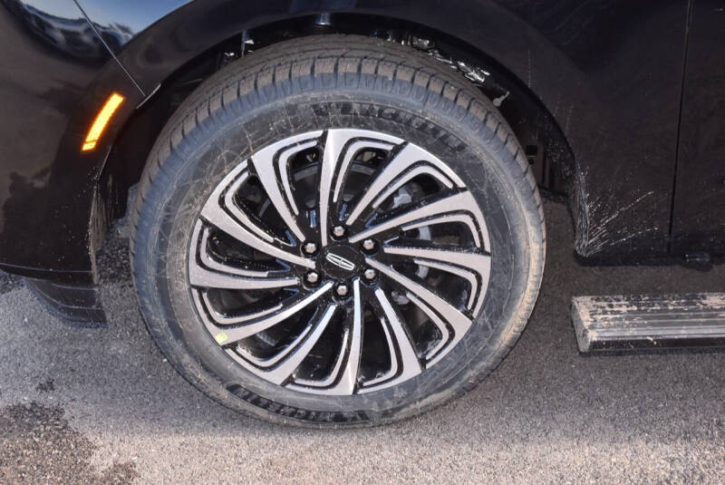 2025 Lincoln Navigator L Black Label