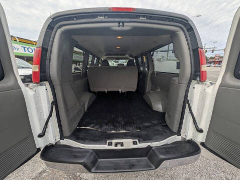 2011 Chevrolet Express LT 2500