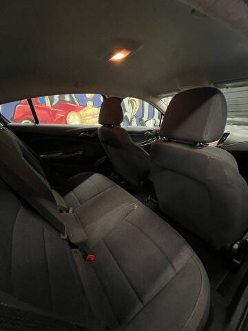 2018 Chevrolet Cruze LS Auto