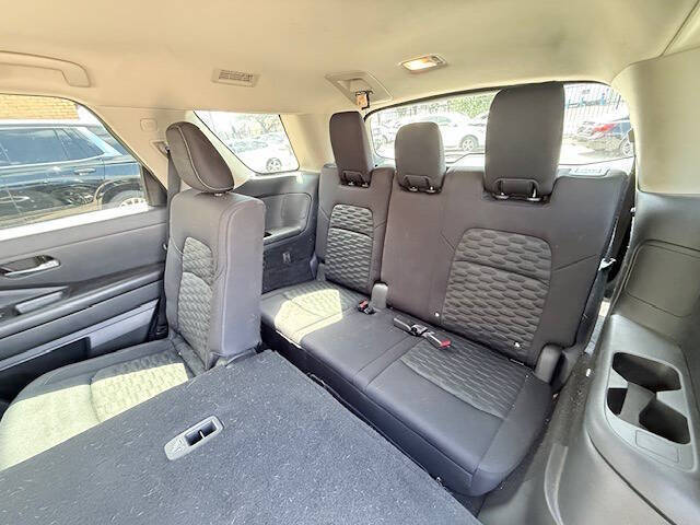 2022 Nissan Pathfinder S