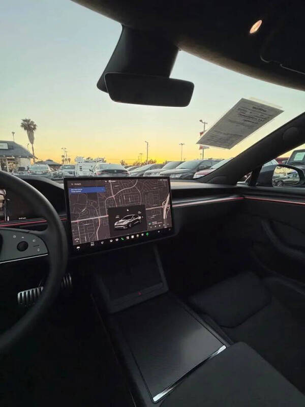 2026 Tesla Model S Plaid