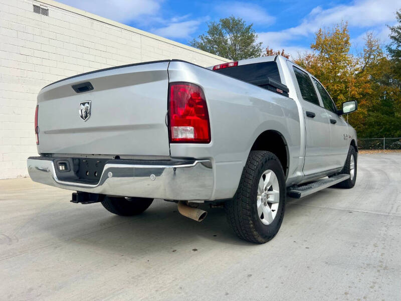 2017 RAM Ram 1500 Pickup Tradesman photo 4