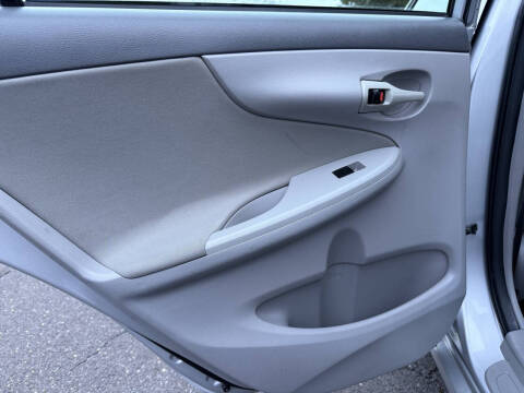 2009 Toyota Corolla LE