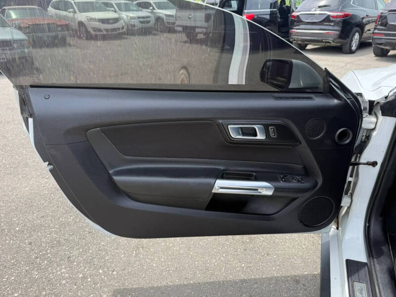 2019 Ford Mustang